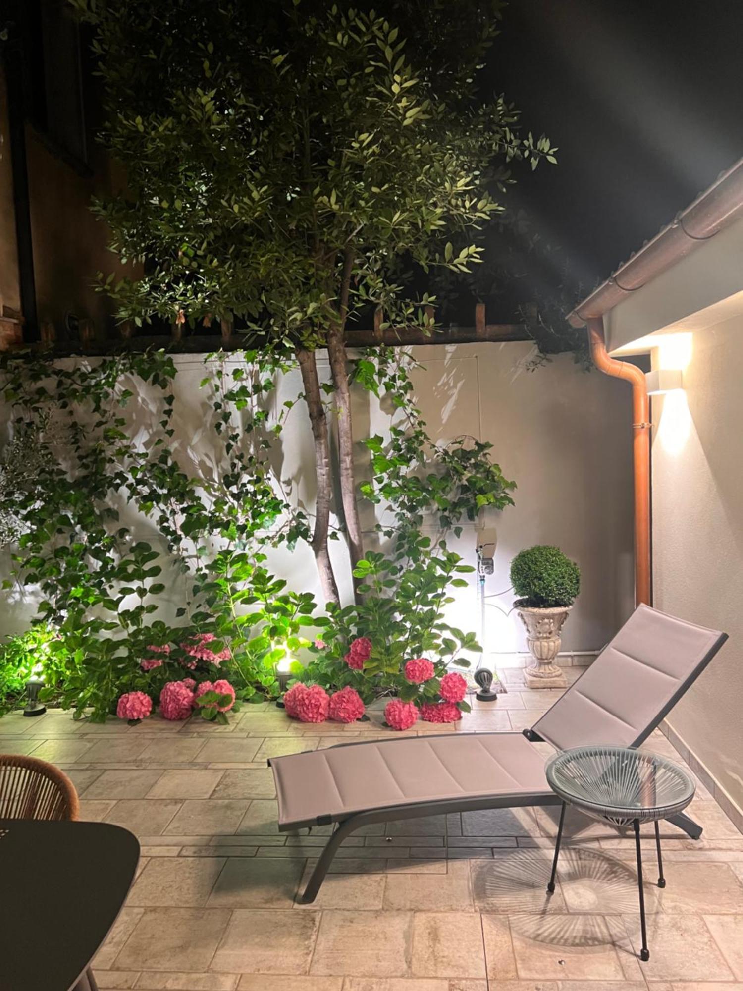 Wow Garden In The Heart Of Венеция Экстерьер фото